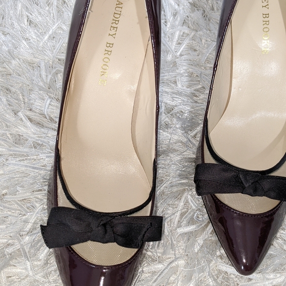 Audrey Brooke Pumps with Bow NWOT - Picture 4 of 4
